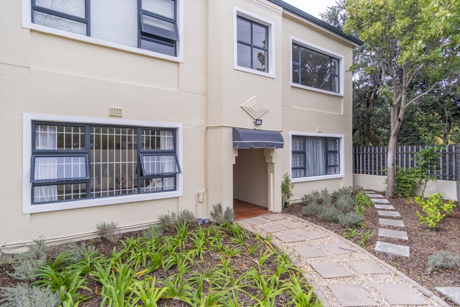 1 Bedroom Property for Sale in Kenilworth Western Cape